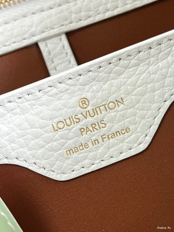 LOUIS CAPUCINES VUITTON BB 0816